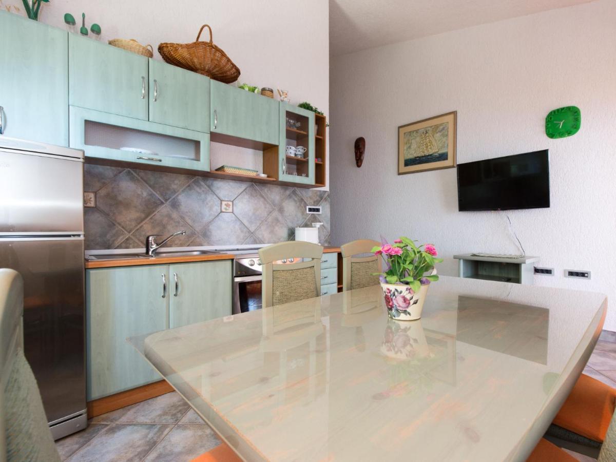 Apartment Starigrad-3 By Interhome Екстериор снимка