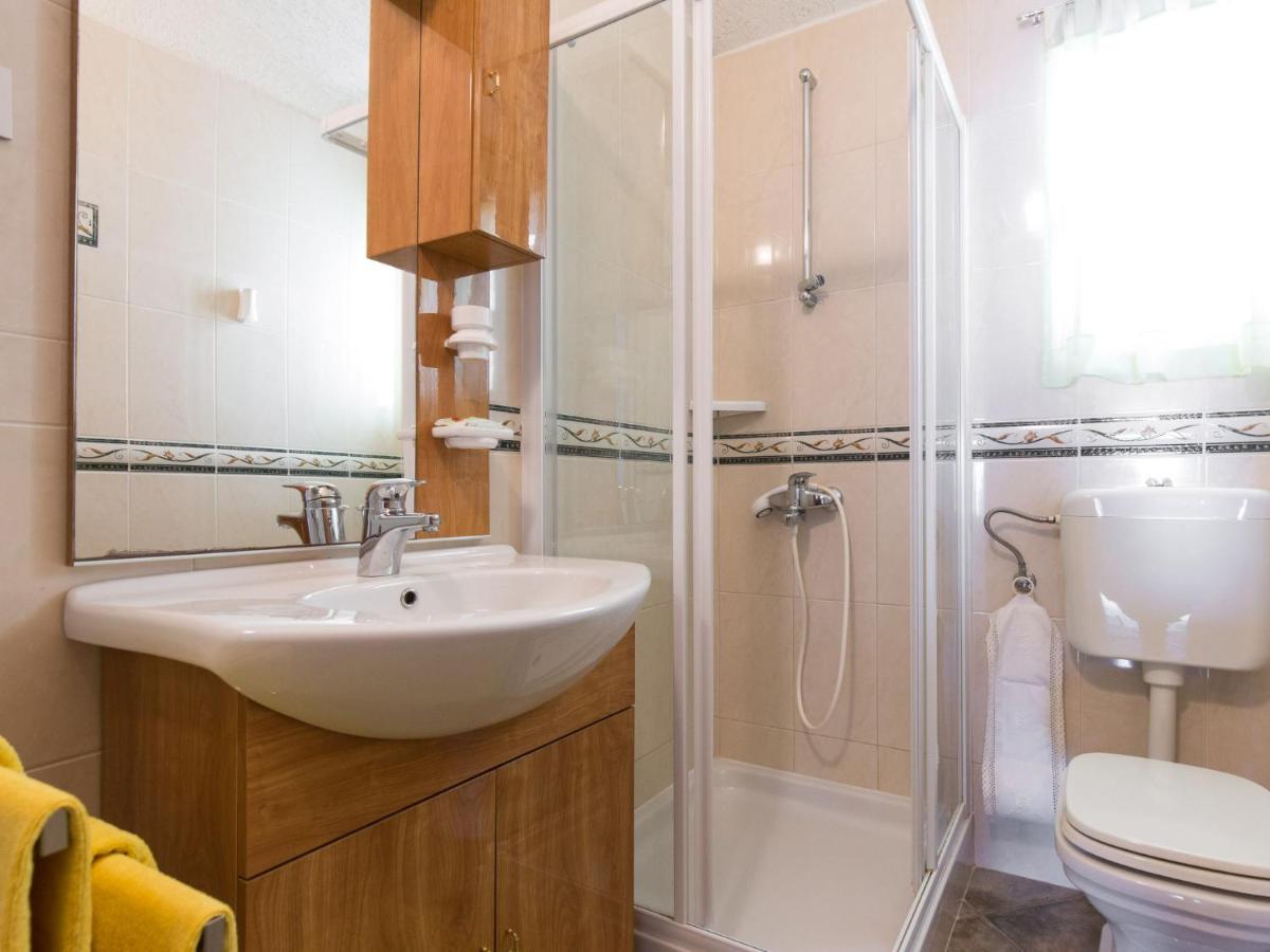 Apartment Starigrad-3 By Interhome Екстериор снимка